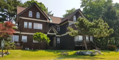 Taean (Anmyeondo) Pension Marimo Hotels near Gonam Shell Mound Museum