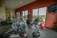 Hampton Inn & Suites Bremerton - gimnasio