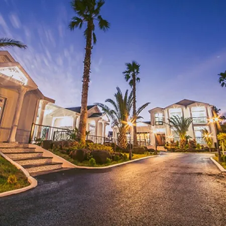 Jeju Washington Pension Отели рядом с достопримечательностью «Тематический парк Sunrise Lands»