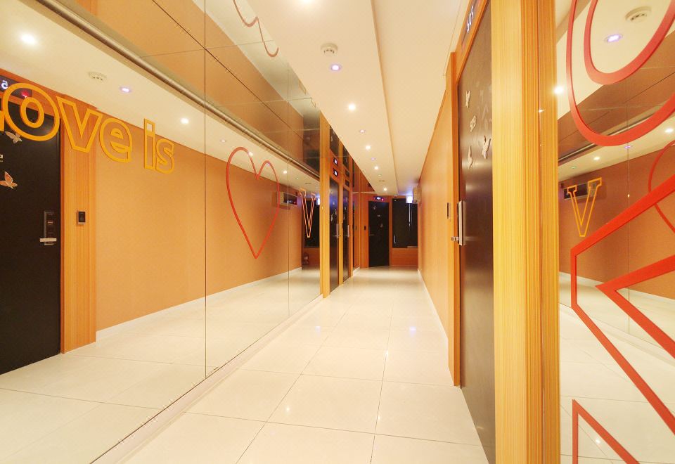 3. 송정 브이 호텔..