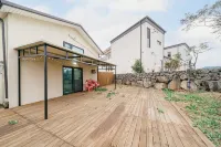 Jeju Hoomini Pension 石龜壽石博物館附近的飯店