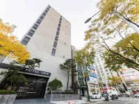 VOW飯店 林鹤附近的飯店