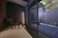 Jikukan Sen 100 Free Flowing Hot Spring Included