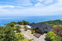 Nishi-izu Glamping Tenkuu-Terrace Hotels near Heda Port