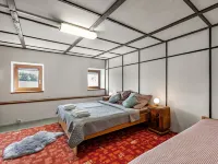 Jelemek Hotels in 