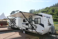 Taean Mom Village Caravan Camping