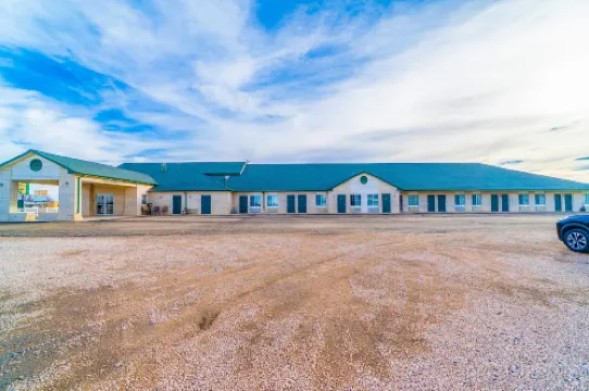 HomeTown Inn by OYO Texhoma, OK