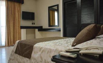 Suites Los Arcos