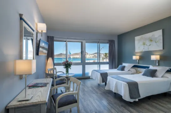 Apartamentos Colón Playa Hotels in 