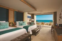 Dreams Playa Mujeres