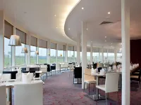 Holiday Inn SALISBURY - STONEHENGE by IHG - breakfast