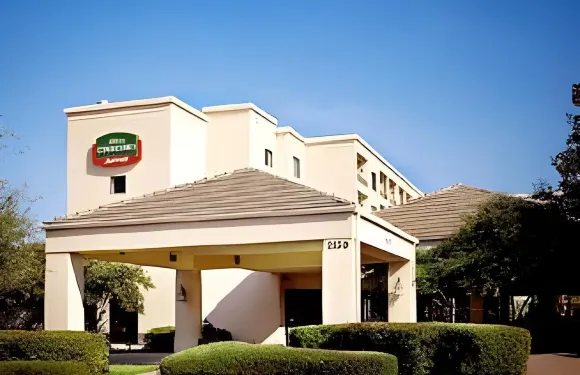 達拉斯醫學/市場中心萬怡酒店