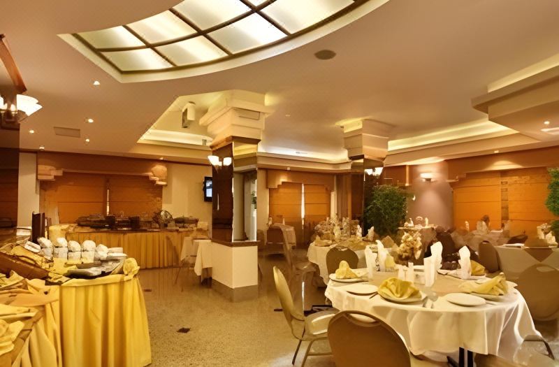 Capri Hotel Suites photo 2