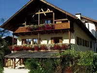 Haller Suites & Restaurant - Mountain View
