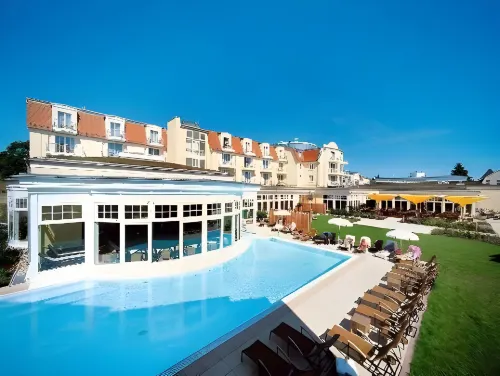 Hotel Zur Post - Ein Rovell Hotel Hotels in Mellenthin