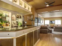 La Collinette Hotel, Cottages & Apartments - Quầy bar