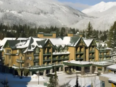 Pinnacle Hotel Whistler Hotels in Whistler