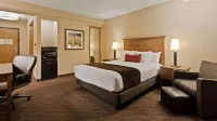 Quality Inn & Suites Hotels in Dunn Township