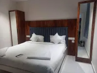 S V Royal Luxury Rooms Hotels in Guntur