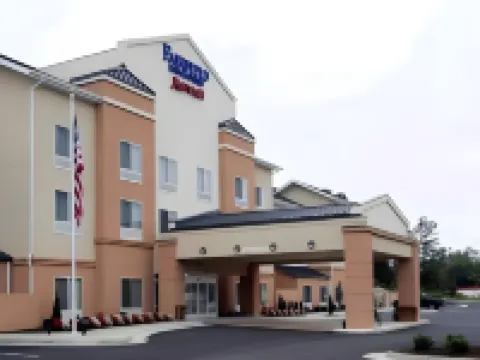 Fairfield Inn & Suites South Boston