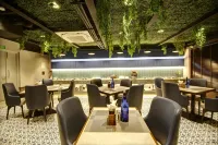 East Park Inn - bar