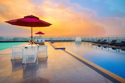 Holiday Inn Dhaka City Centre Hotels in Dhaka