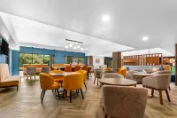 Comfort Inn & Suites Hotels in Manchester Township