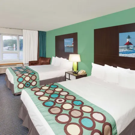Super 8 by Wyndham Stevensville/St. Joseph