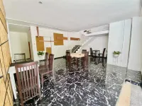 Griya Amanah Jajar Hotels in Laweyan