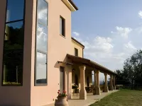 Agriturismo Il Falco Hotel di Piane di Montegiorgio