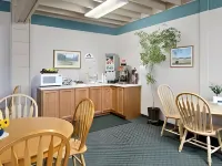 Super 8 by Wyndham Cut Bank