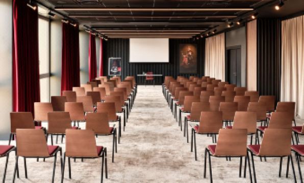 Radisson RED Hotel & Radisson RED Apartments, Kraków