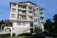 Hotel Zora - Airport Shuttle