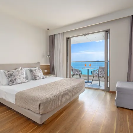 Ammon Zeus Luxury Beach Hotel