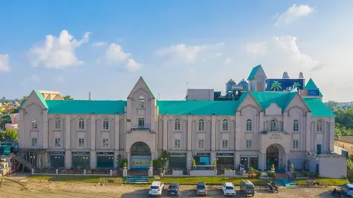 Hotel le Castle Hotels in Rudrapur