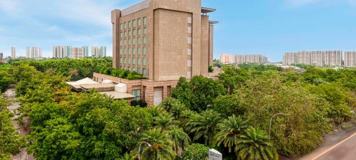 Radisson Noida Hotels in Noida