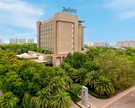 Radisson Noida Hotels in Noida