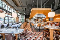 هوموود سويتس باي هيلتون مونتريال ميدتاون، كويبك، كانادا