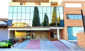 4. Athens A..
