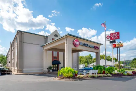 Best Western Plus Oak Mountain Inn