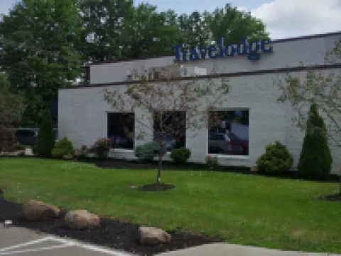 Travelodge by Wyndham Hubbard OH Hotels in Trumbull County