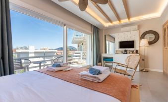 Kalkan Saray Suites Hotel