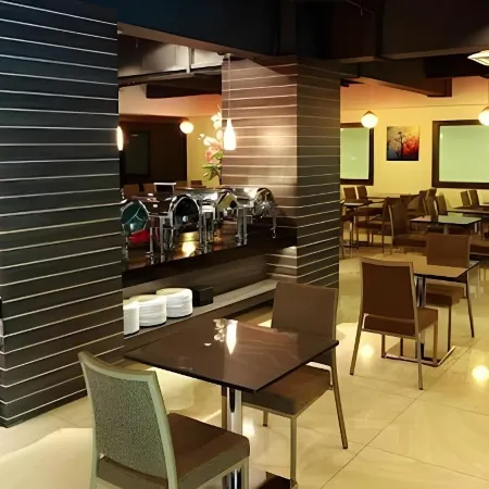 Symphony Suites Hotel