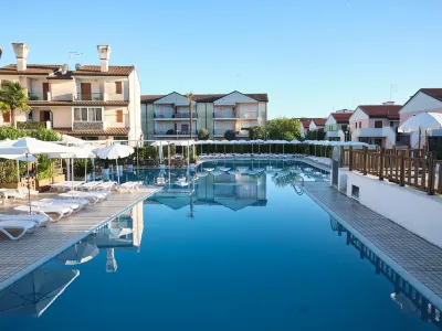 Joyful Getaway Flat in a Residence with Aircon Hotels near Bagno Tamerici Dog