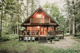 Baker Rim Cabin 32 - A Cute, Private, 2-Story Family Cabin