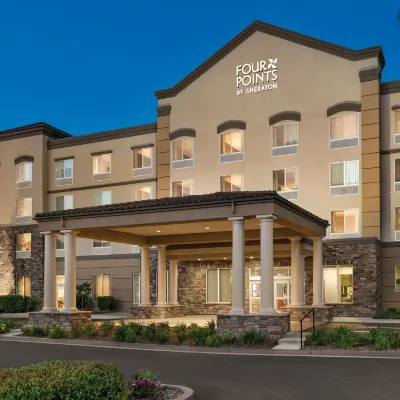 Four Points by Sheraton Sacramento International Airport Hotel dekat Arena Arco
