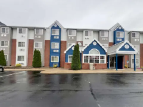 Microtel Inn & Suites by Wyndham Georgetown Hotels in Georgetown