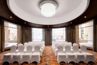 Sheraton Sharjah Beach Resort & Spa - Business