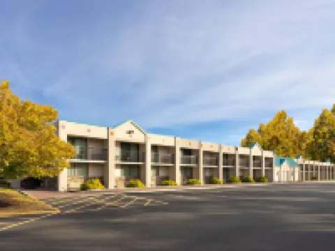 Ramada by Wyndham Parsippany Hotels in Parsippany