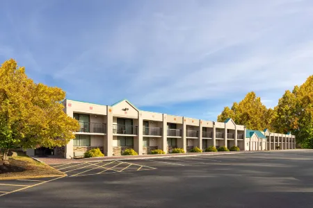 Ramada by Wyndham Parsippany